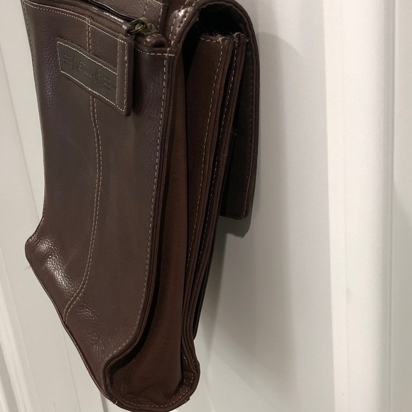 Fossil Dark Brown Crossbody # 75082 Genuine Pebble Leather Messenger Bag EUC - Picture 5 of 16